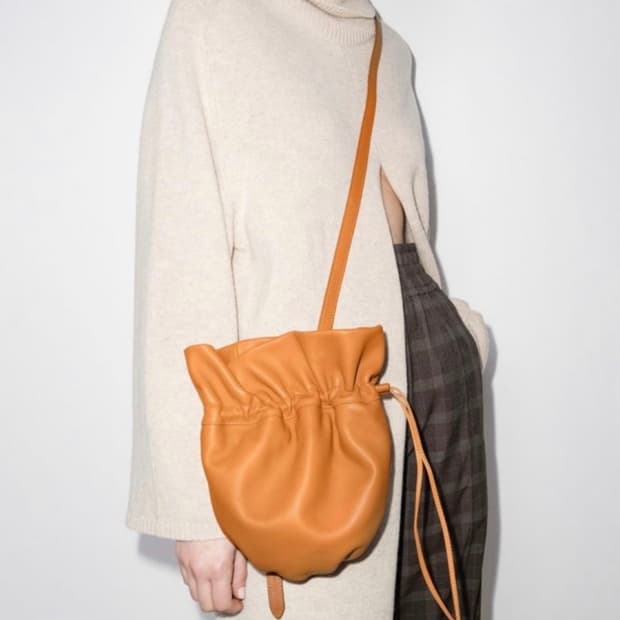 르메르 글러브백