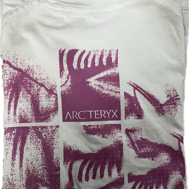 아크테릭스 반팔 티셔츠