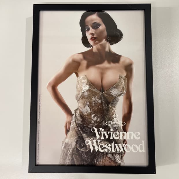 디타 본 티즈 x 비비안웨스트우드 아트 포토 2005SS