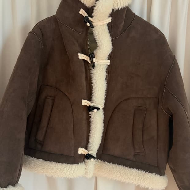 etmon 에트몽 무스탕