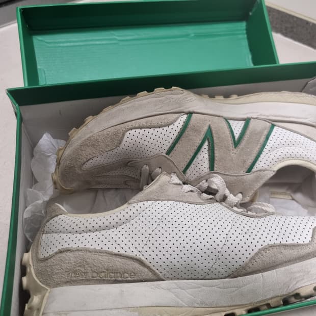 뉴발란스 x 카사블랑카 327 오프 화이트 그린(275사이즈)