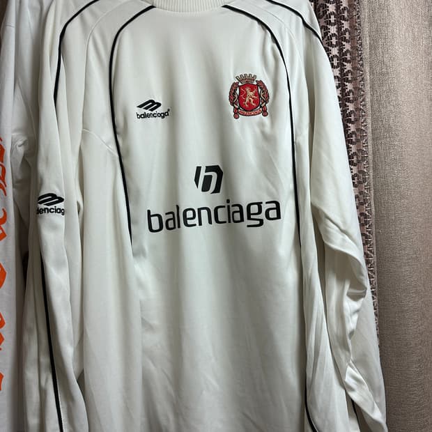 발렌시아가 파리 사커 롱슬리브 1사이즈