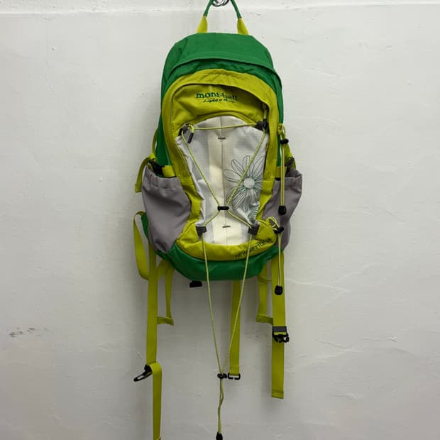 몽벨 백팩 18L