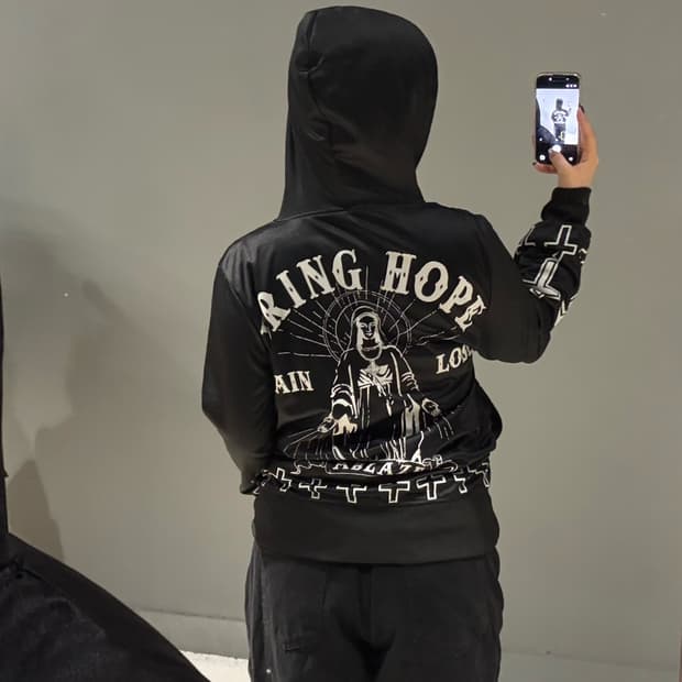 back maria printing cross hood zip-up