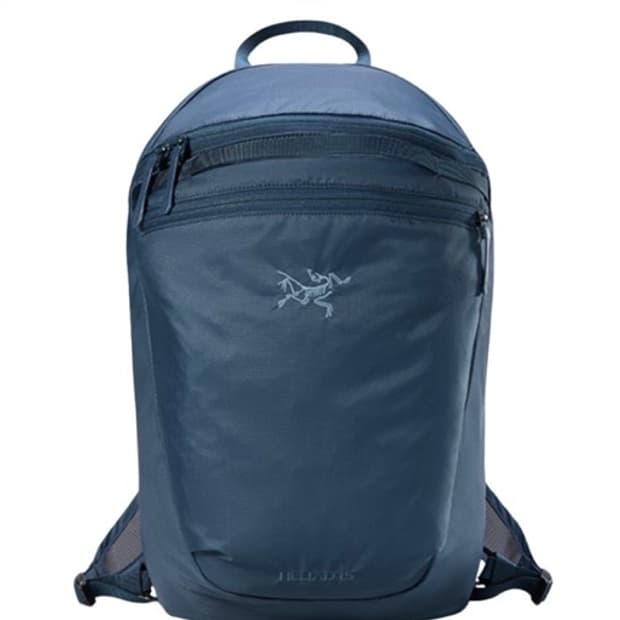 아크테릭스 헬리아드 15 나이트스케이프 새상품