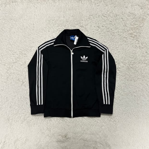 아다다스 유로파 져지