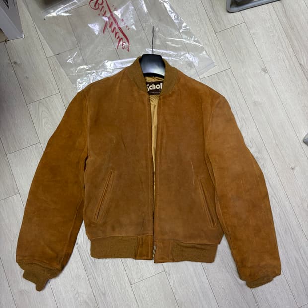 쇼트 스웨이드 40 사이즈