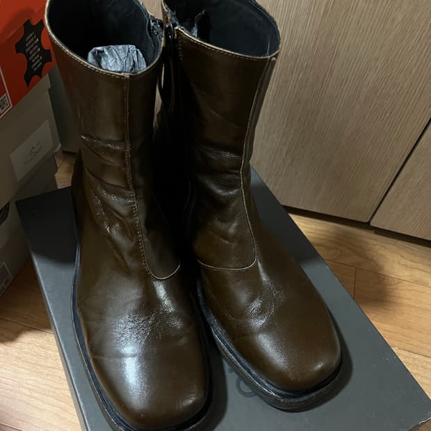 아워레가시 카미온 올리브 40사이즈 팝니다