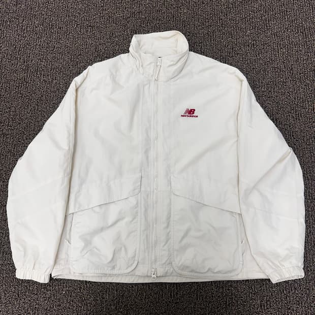 뉴발란스 바람막이 자켓 아이보리 95(M)