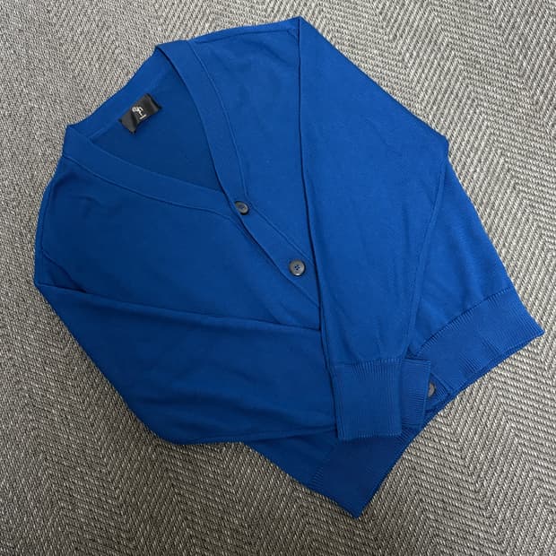 에비너 크롭가디건 블루 2사이즈