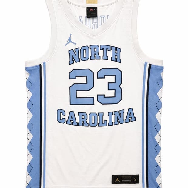 조던 나이키 노스캐롤라이나 23번 농구 유니폼 S