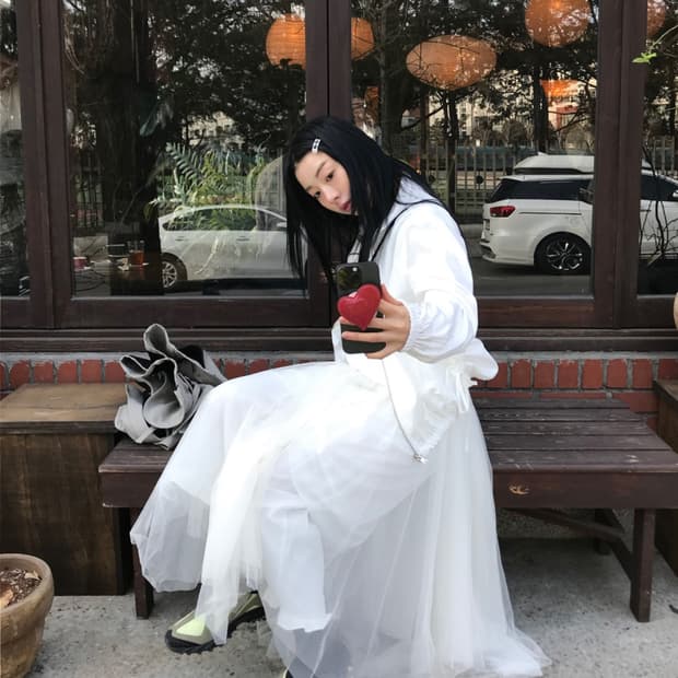 WOOHWA LIQUID LONG SK- white