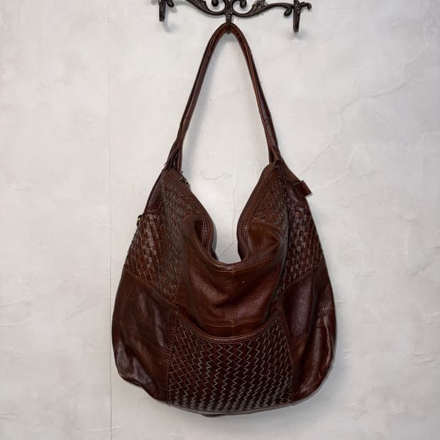 Brown diamond patch leather big 숄더백