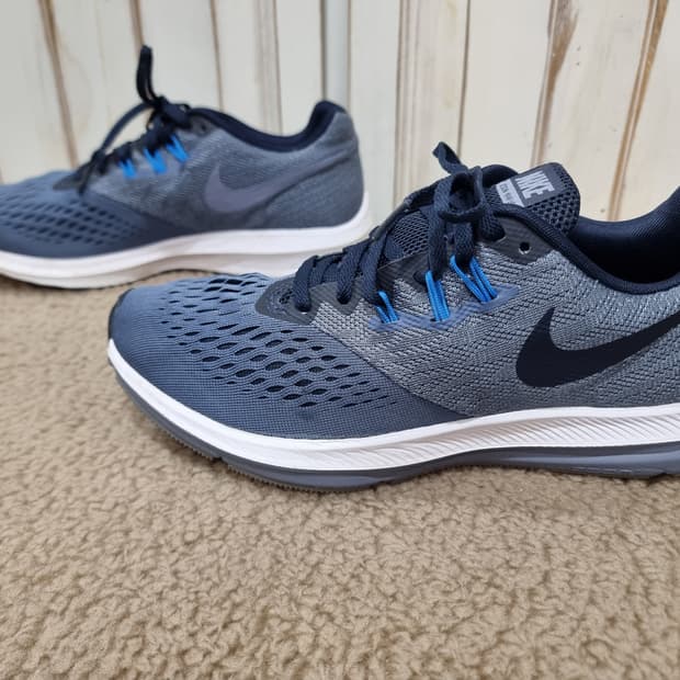 나이키 줌 윈플로우4 (D5