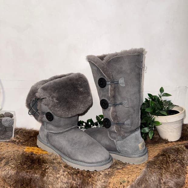 UGG bailey button triplet boots