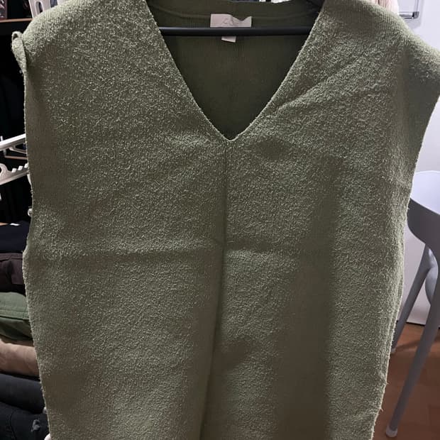 코스 cos 잔디베스트 S 팝니다