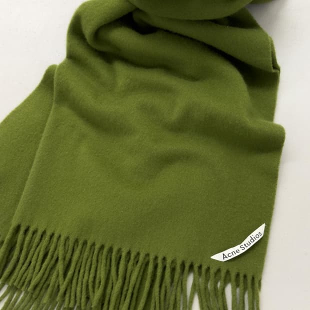 아크네 스튜디오 머플러