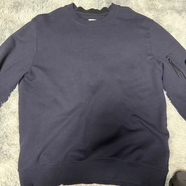 Cp컴퍼니 맨투맨