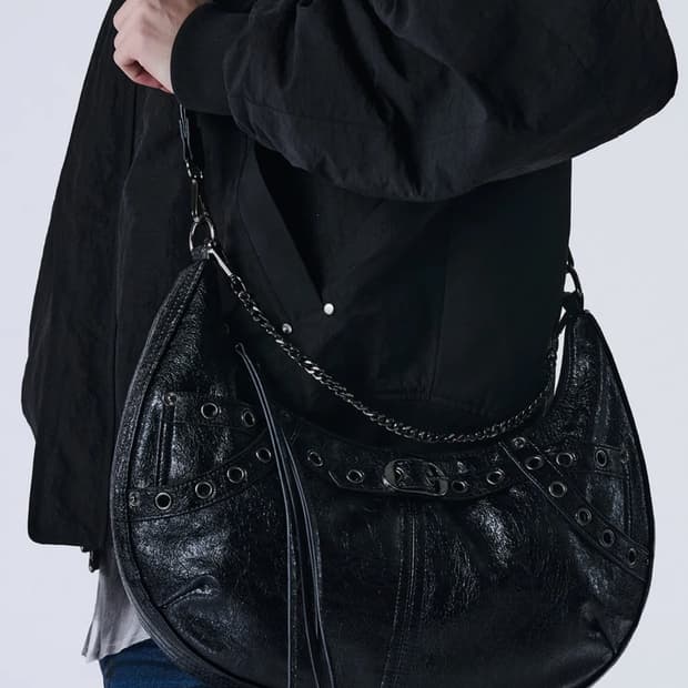 메종미네드 레더 크로스백