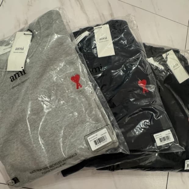 🔥[무료배송/새상품]🔥아미 맨투맨 논기모 스몰로고 남녀공용 / 그레이