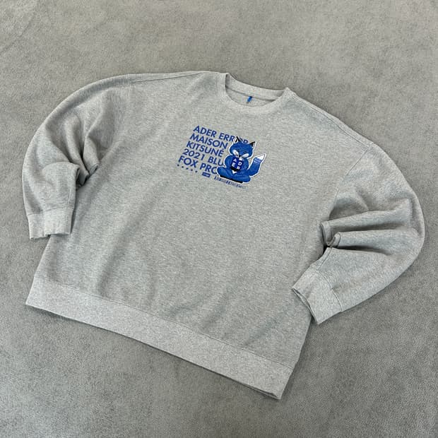 아더에러 메종키츠네 콜라보 맨투맨 100