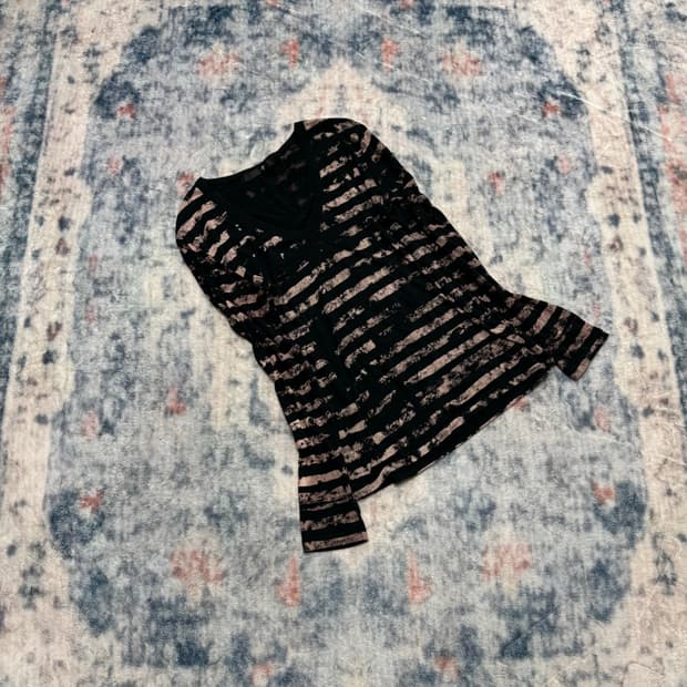 No.id 00s bleached cut sew