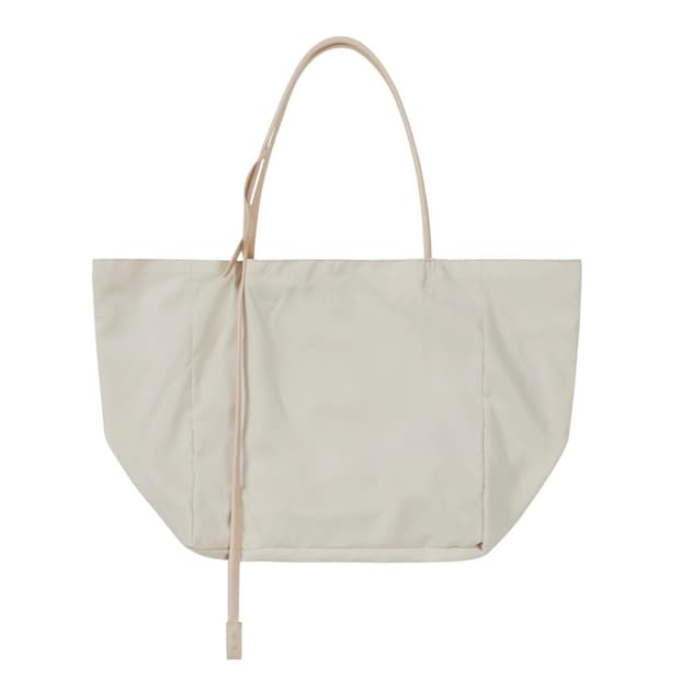Xlim ep.9 02 bag 아이보리 색상