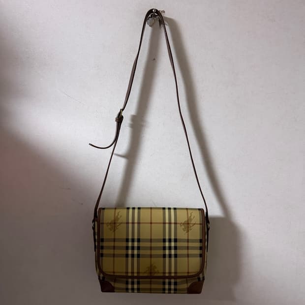 버버리 노바체크 클레식 사각 크로스백