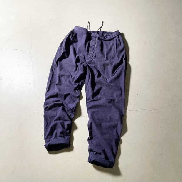 투모로우랜드 Easy Dining Pants