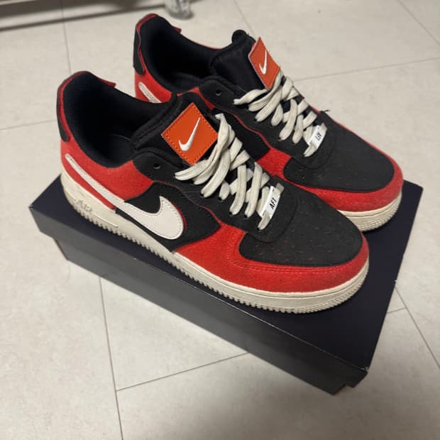 나이키 코스믹클레이 신발 팔아요