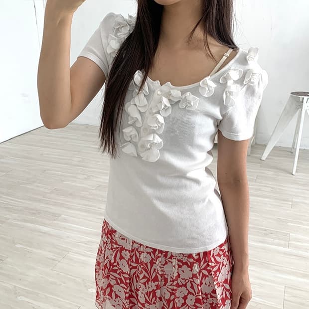 White Ribbed Short Sleeve Top