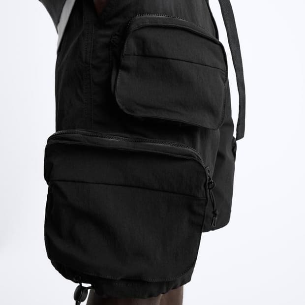 자라 카고 하이테크 버뮤다 팬츠 L