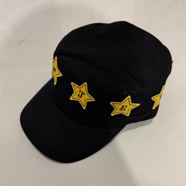 투제이스 게릴라 블랙 캡