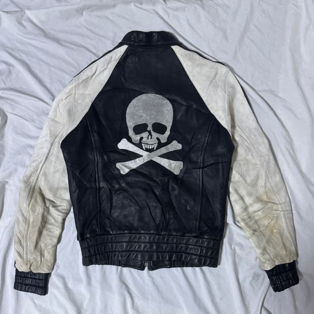 로엔 디어 스킨 스컬 자수 블루종