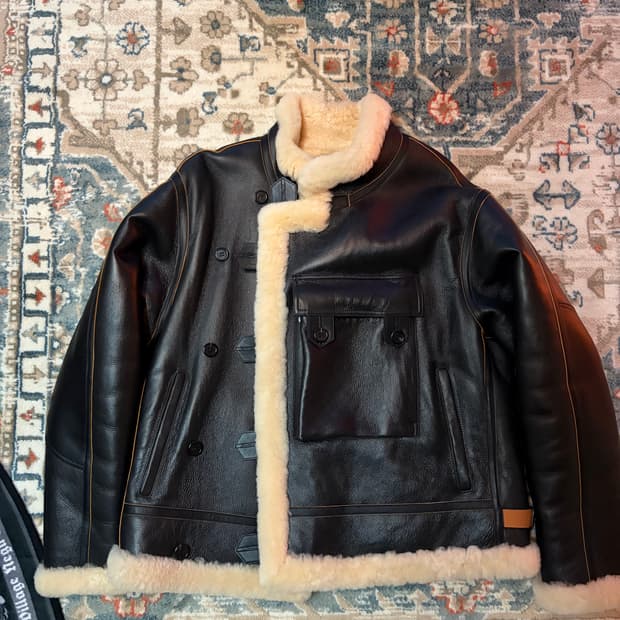 이스트로그 모터사이클 무스탕