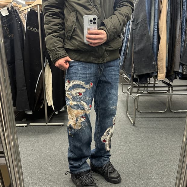 32) 카라쿠리 타마시 봉황 자수 오리엔탈 데님팬츠