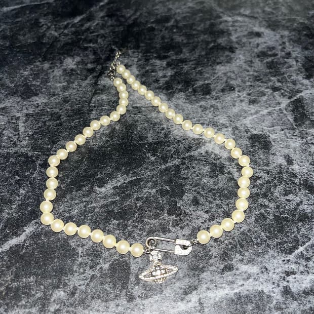 [Vivienne Westwood]비비안웨스트우드 루크리르펄목걸이