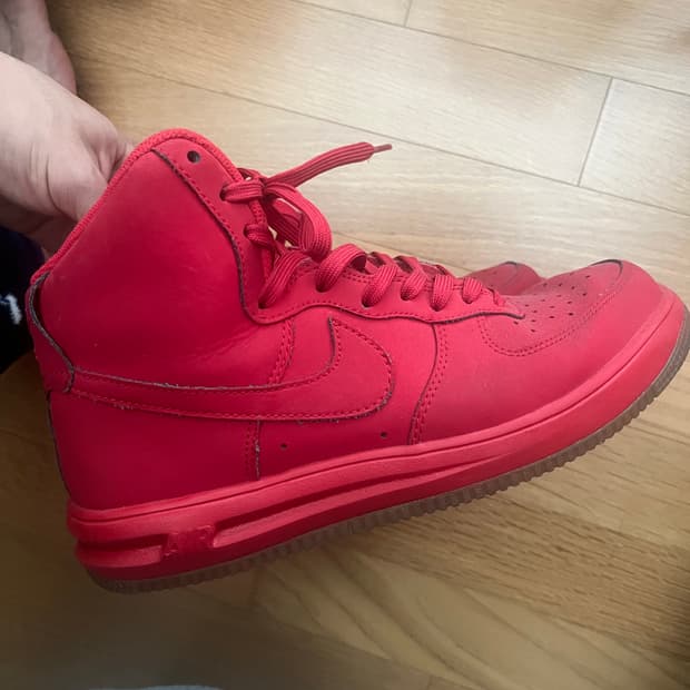 나이키 레드포스 하이 260 급처