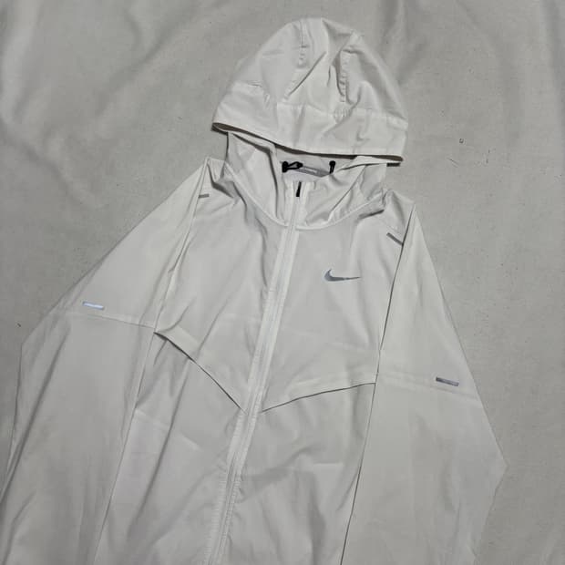 XL 나이키 화이트 윈드러너 바람막이