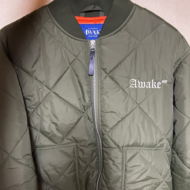 어웨이크 뉴욕 봄버 자켓