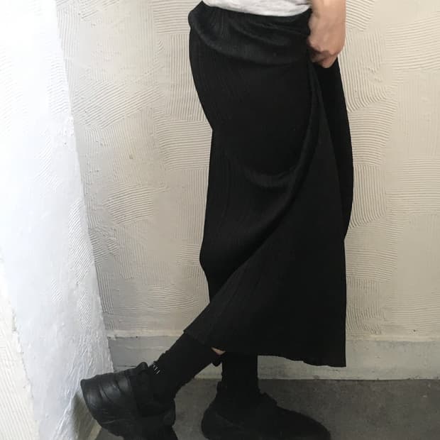 Pleats Please 플리츠플리즈 블랙 플리츠 스커트 롱 