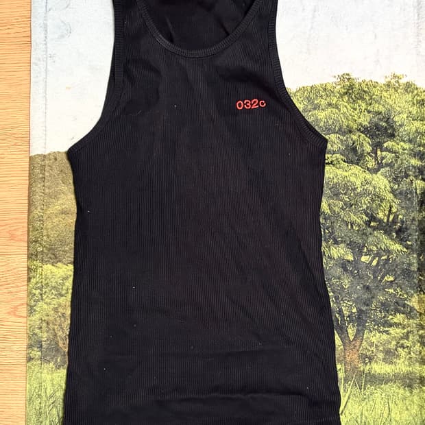 032c 나시 슬리브리스 민소매