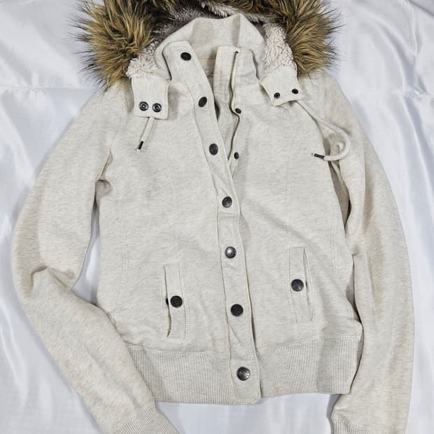 아베크롬비후드집업딱불핏울프죠