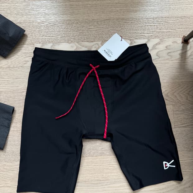 디스트릭트비전 9in 타이즈 m size