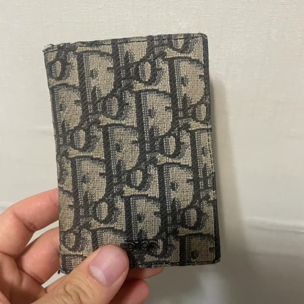 디올 오블리크 지갑