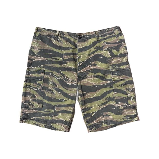 빈티지 카모 카고 쇼츠 (37)