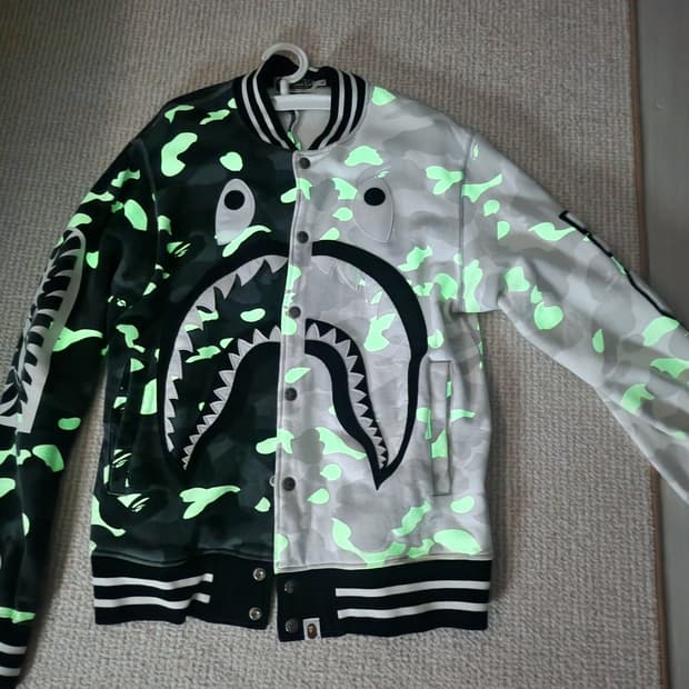 (희귀) 베이프 시티 카모 바시티 자켓