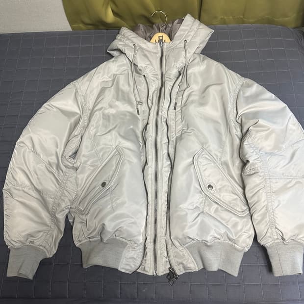 송지오옴므 MA-1 패딩, 사이즈 100~105, 샌드베이지