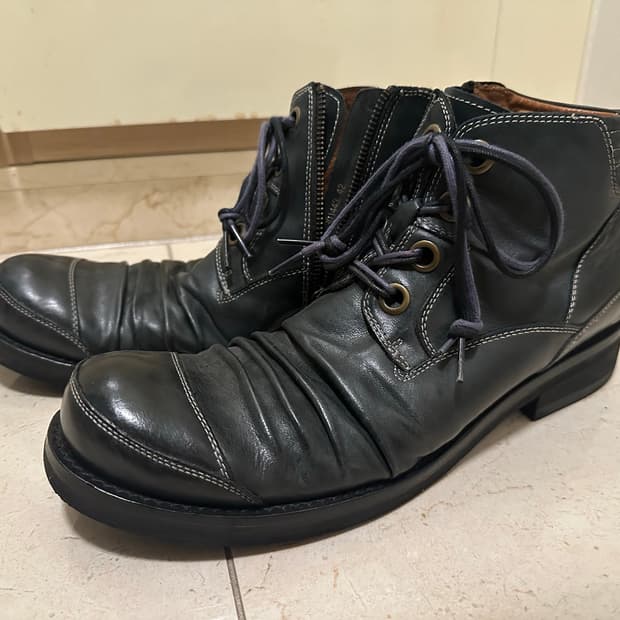 whoop de doo drape leather boots