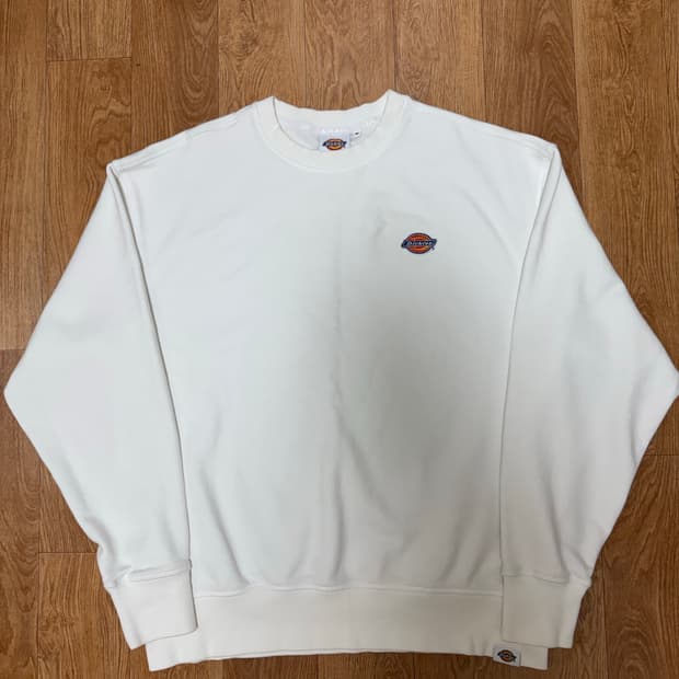 디키즈 패치 로고 맨투맨